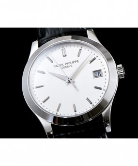 파텔필립 칼라트라바-4 5296G-010